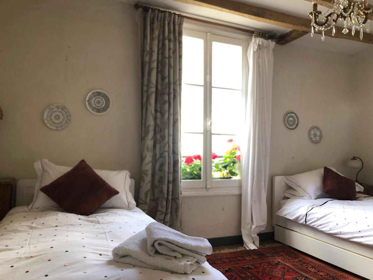 Saint-Pierre-du-Lorouër ル シャトン ルージュ Bed & Breakfast エクステリア 写真
