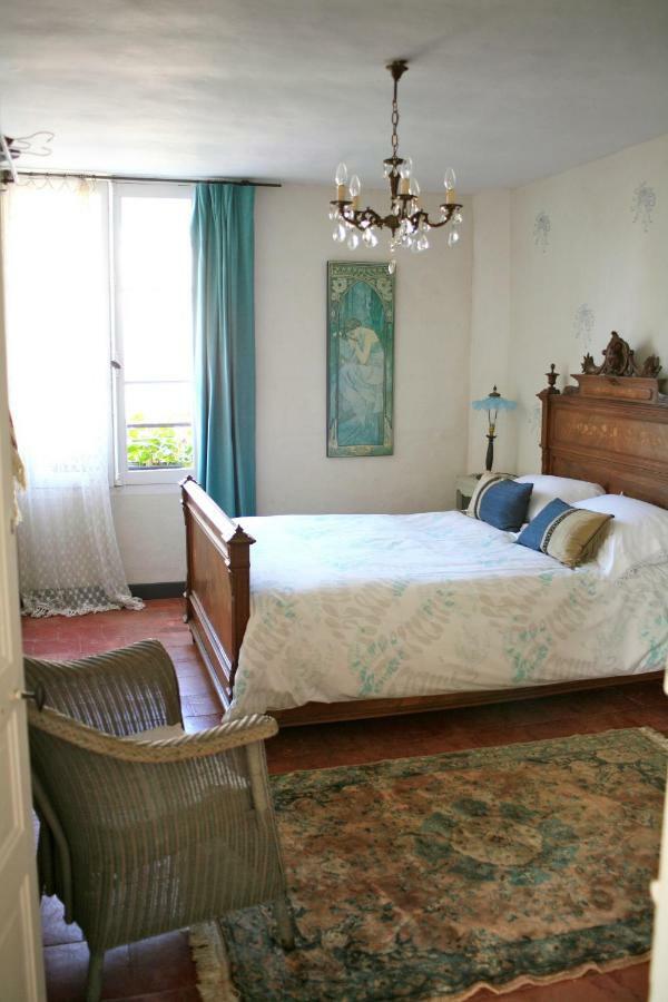 Saint-Pierre-du-Lorouër ル シャトン ルージュ Bed & Breakfast エクステリア 写真